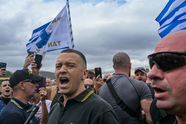 Bild vergr&ouml;&szlig;ern: Griechischer Neonazi kündigt nach Haftentlassung Rückkehr in die Politik an
