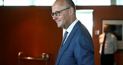 Merz stellt Entlastungen von hohen Spritpreisen in Aussicht