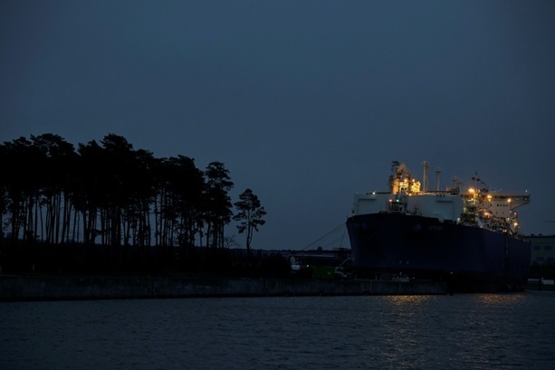 Bild vergr&ouml;&szlig;ern: Bundesverwaltungsgericht prüft Klage von Ostseegemeinde Binz gegen LNG-Terminal