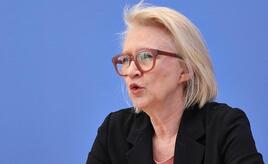 Schnitzer warnt vor Tankrabatt und Preisdeckel