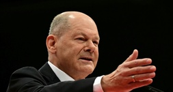 Ex-Kanzler Scholz dabei: 37 frühere Spitzenpolitiker kritisieren in Ungleichheit