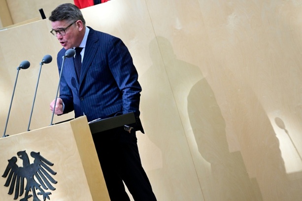 Bild vergr&ouml;&szlig;ern: CDU-Ministerpräsident Rhein fordert Ende der Ausgrenzung der AfD