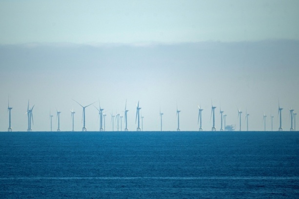 Bild vergr&ouml;&szlig;ern: Einweihung von Deutschlands größtem Offshore-Windpark