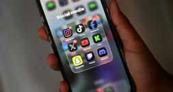 Neben Social-Media-Verbot: Brüssel will Onlinedienste zu Änderungen zwingen