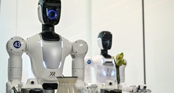 Viele Menschen würden mehrere tausend Euro für humanoide Haushaltsroboter zahlen