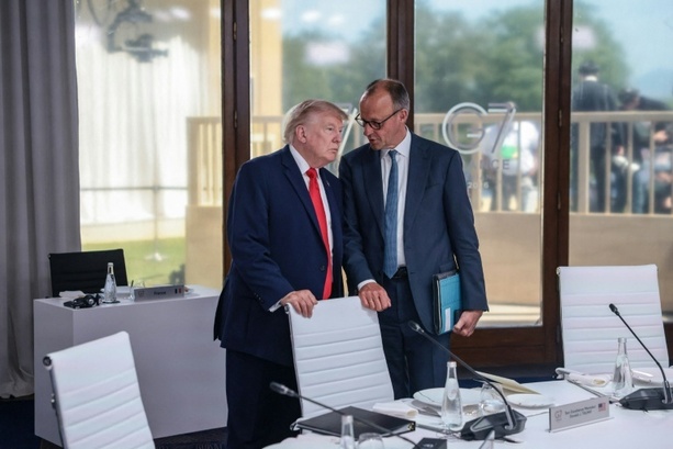 Bild vergr&ouml;&szlig;ern: Merz und Trump holen abgesagtes Telefonat nach