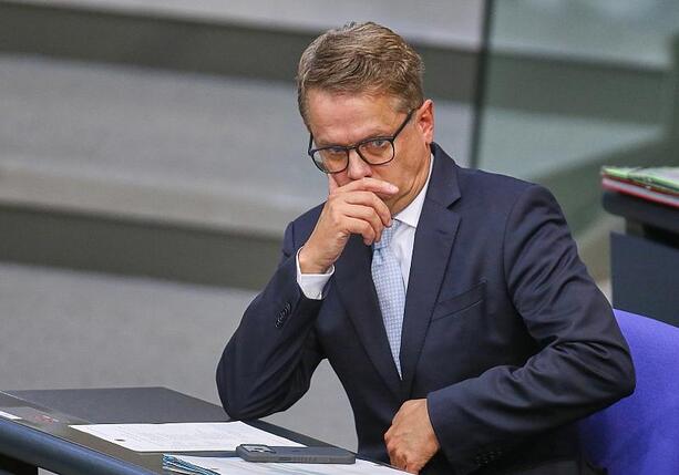Bild vergr&ouml;&szlig;ern: Linnemann will Info-Pflicht der Krankenkassen wieder einführen