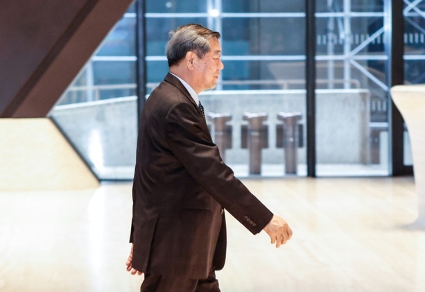 Bild vergr&ouml;&szlig;ern: Vor Trump-Xi-Gipfel: US-Finanzminister empfängt Chinas Vize-Regierungschef in New York