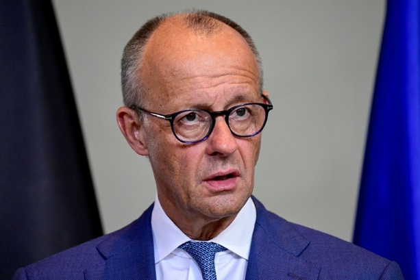Bild vergr&ouml;&szlig;ern: Merz will trotz Wahldebakels an Reformkurses festhalten
