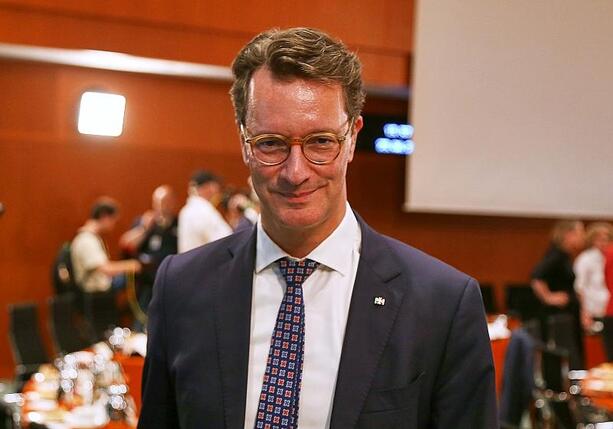 Bild vergr&ouml;&szlig;ern: Wüst will so lange, wie es geht Ministerpräsident bleiben