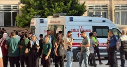 Schüsse vor Schule in der Türkei: Mindestens acht Verletzte