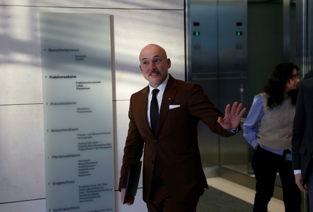 Bild vergr&ouml;&szlig;ern: CSU-Politiker Hoffmann: Koalition einig bei Härtefallregelung für Frühverrentung
