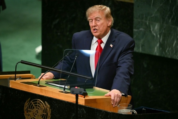 Bild vergr&ouml;&szlig;ern: UN-Rede: Trump kündigt Bau von zwei US-Militärstützpunkten auf Grönland an