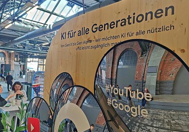 Bild vergr&ouml;&szlig;ern: Bundesregierung will am Begriff Künstliche Intelligenz festhalten