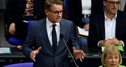 Linnemann will an privater Krankenversicherung festhalten