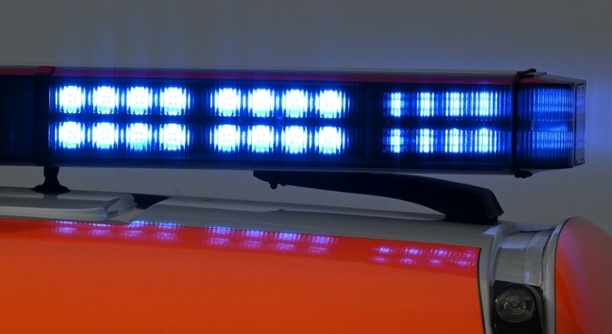 Bild vergr&ouml;&szlig;ern: Unglück an Bahnübergang: 82-Jährige in Niederbayern von Zug erfasst und getötet