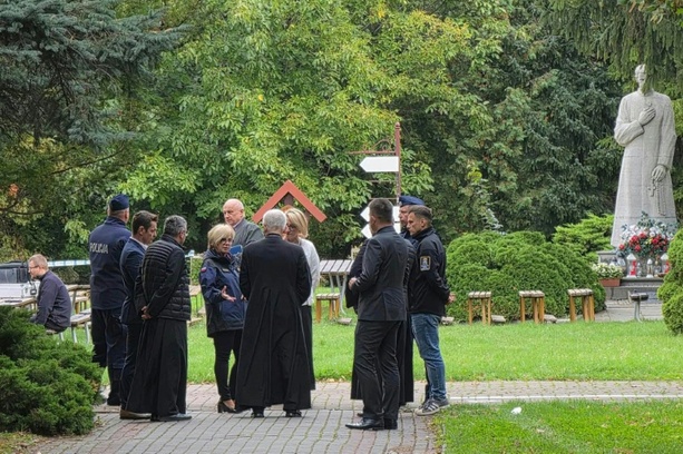 Bild vergr&ouml;&szlig;ern: Tödlicher Messerangriff in polnischem Kloster - Ukrainer festgenommen