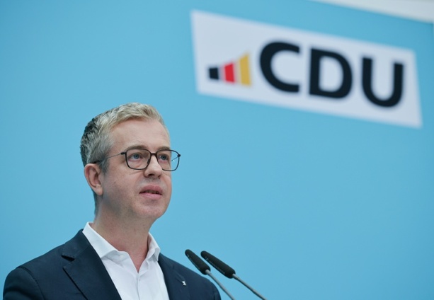 Bild vergr&ouml;&szlig;ern: Nach Berlin-Wahl: Evers zu neuem CDU-Fraktionschef gewählt