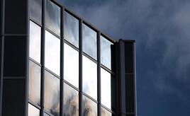 Randstad- und Ifo-Umfrage: Firmen planen mehr befristete Verträge