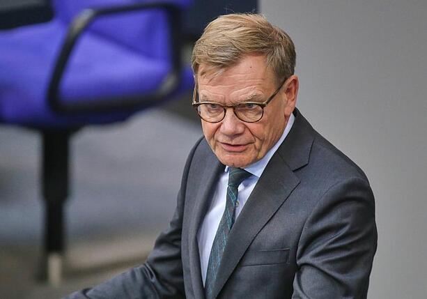 Bild vergr&ouml;&szlig;ern: Wadephul verteidigt Treffen mit Lawrow