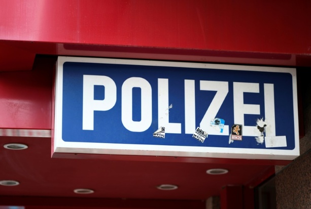 Bild vergr&ouml;&szlig;ern: Gericht: Polizeibewerber darf nicht wegen Harnsteins abgelehnt werden