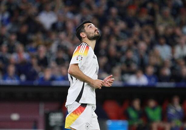 Bild vergr&ouml;&szlig;ern: Gündogan: Klopp schrie mich an und knallte die Tür