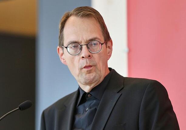 Bild vergr&ouml;&szlig;ern: Ost-Politiker fordern Vermögensausgleich