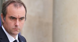 Frankreichs Regierung plant neue Sparmaßnahmen in Höhe von 43 Milliarden Euro
