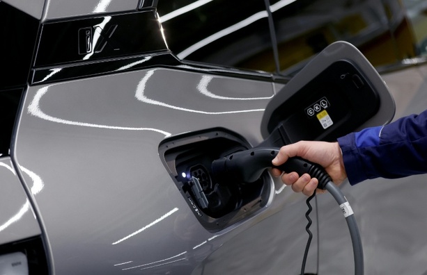 Bild vergr&ouml;&szlig;ern: E-Auto-Prämie: Rund 100.000 Anträge bewilligt