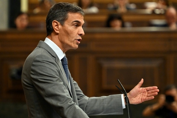 Bild vergr&ouml;&szlig;ern: Wohnungskrise in Spanien: Regierungschef Sánchez kündigt vorgezogene Neuwahlen an