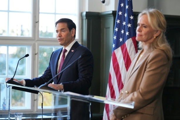 Bild vergr&ouml;&szlig;ern: US-Außenminister Rubio in Reykjavik: Island ist wichtiger Außenposten für Sicherheit