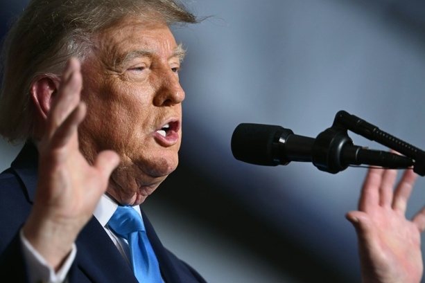 Bild vergr&ouml;&szlig;ern: Empörung über mutmaßlichen Trump-Aufruf an den Iran zur Auslöschung von US-Städten