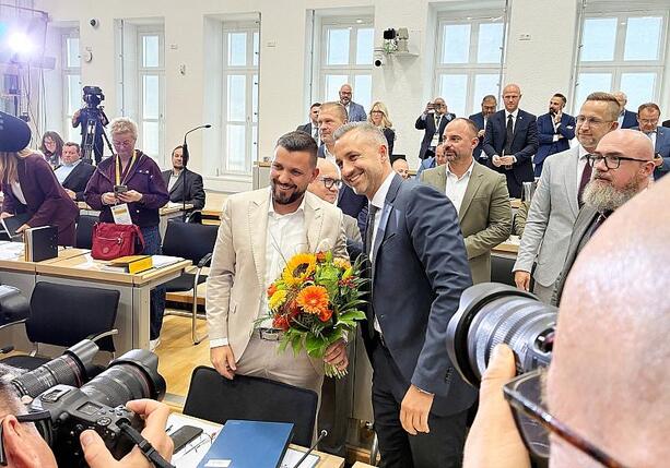 Bild vergr&ouml;&szlig;ern: Rausch-Wahl: Grüne kritisieren Normalisierung von Rechtsextremismus