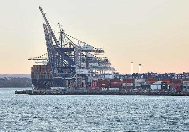 Bild vergr&ouml;&szlig;ern: IW-Studie: Wachstum nur dank höherer Staatsausgaben