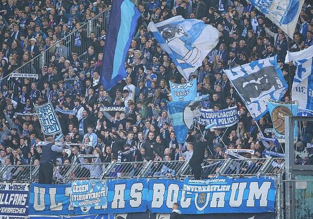 Bild vergr&ouml;&szlig;ern: Hüpfverbot für Ostkurve im Bochumer Ruhrstadion