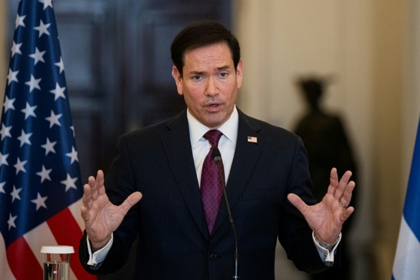 Bild vergr&ouml;&szlig;ern: Rubio: Iran kontrolliert Straße von Hormus nicht mehr vollständig