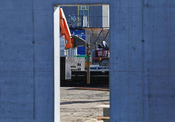 Bild vergr&ouml;&szlig;ern: Baupreise für Wohngebäude im August gestiegen