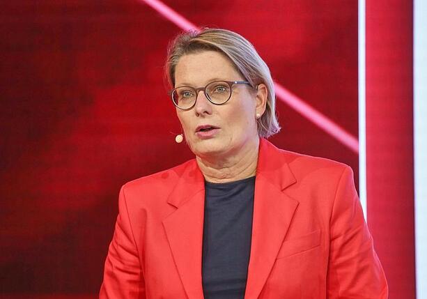 Bild vergr&ouml;&szlig;ern: Hubig kritisiert US-Sanktionen gegen Weltstrafgerichtshof scharf