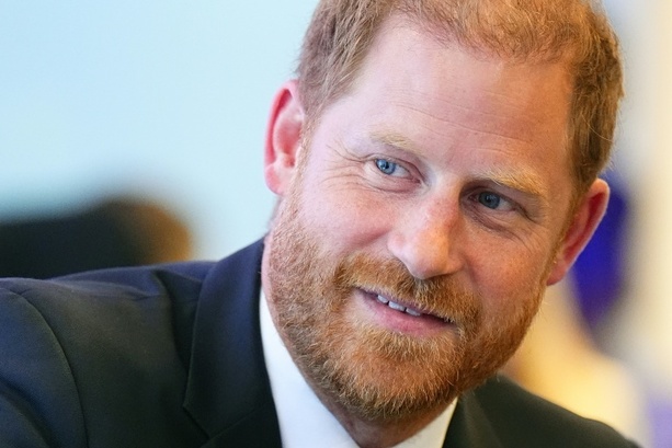 Bild vergr&ouml;&szlig;ern: Umstrittener Royal: Prinz Harry bei Besuch von Rugby-Spiel ausgebuht
