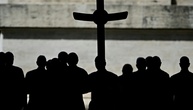Missbrauch in katholischer Kirche: Erzdiözese München zahlt Schmerzensgeld an Betroffenen