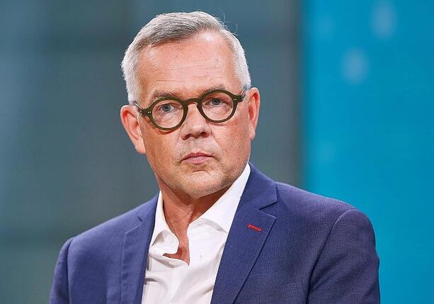 Bild vergr&ouml;&szlig;ern: Roth ruft nach Bas-Rücktritt zu mehr Respekt auf