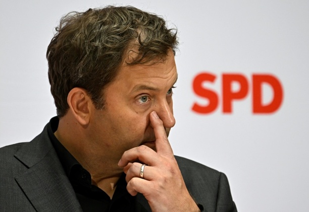 Bild vergr&ouml;&szlig;ern: Klingbeil lässt erneute Kandidatur für SPD-Spitze offen