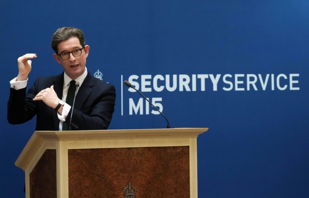 Bild vergr&ouml;&szlig;ern: MI5-Chef: KI könnte die Lage im Bereich der Biowaffen ändern