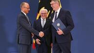 Schweitzer bekommt Ernennungsurkunde als Arbeitsminister