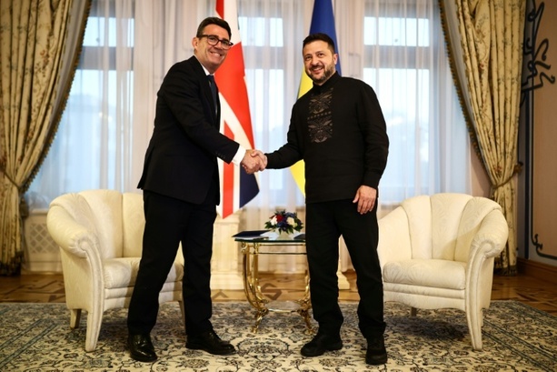 Bild vergr&ouml;&szlig;ern: Ukrainischer Präsident Selenskyj zu Besuch bei Burnham in London erwartet
