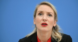 Linken-Vorsitzende Schwerdtner bedauert Sondierungsstopp in Berlin