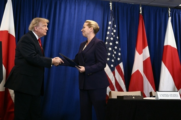 Bild vergr&ouml;&szlig;ern: Trump kündigt massive Erkundungen von Öl- und Gasvorkommen auf Grönland an