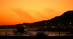 Waldbrand nahe Los Angeles: Anwohner in Malibu zu Evakuierung aufgerufen