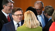 Autoindustrie: Umweltminister Schneider begrüßt Einigung für 