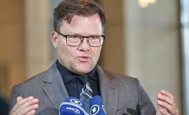Verbrenner-Aus-Aus: Schneider fordert CO2-Ausgleich